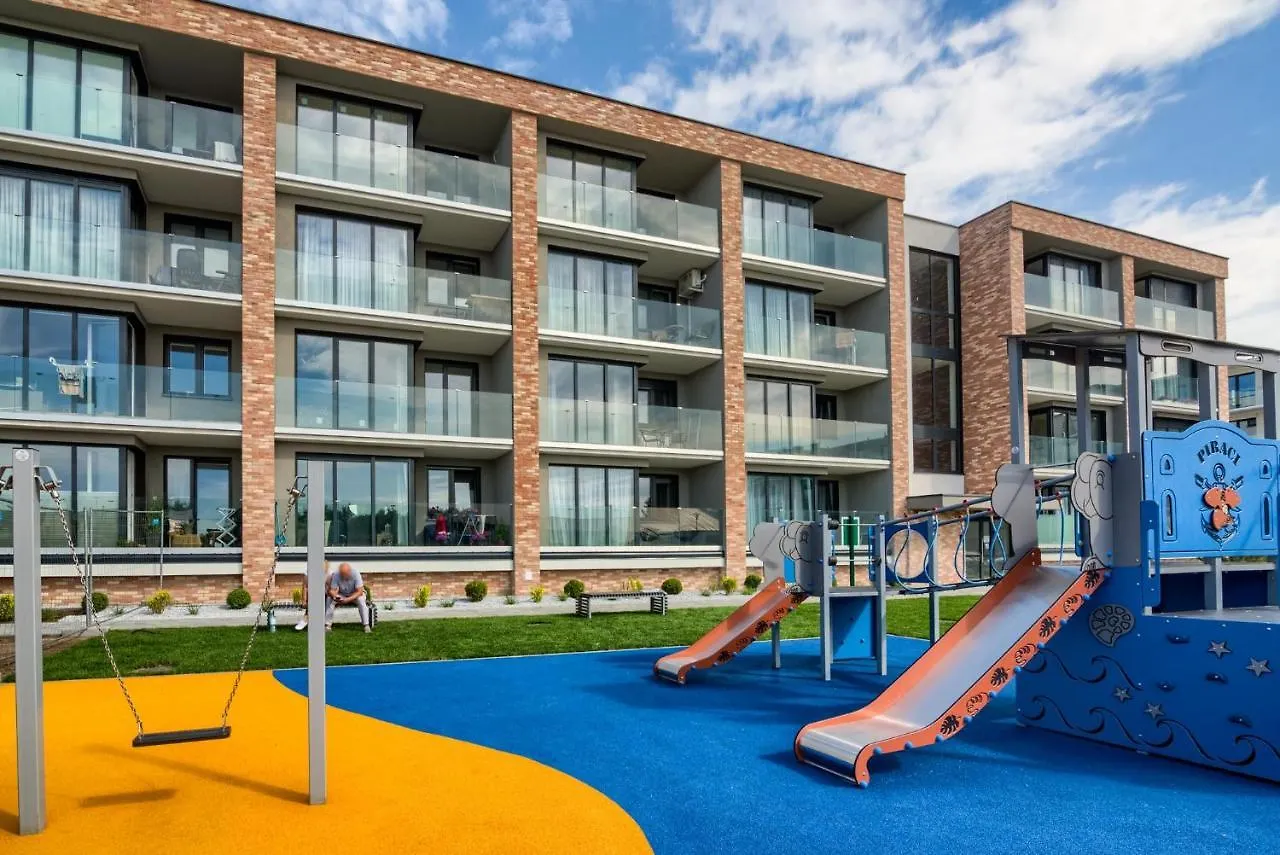 Apartament Z 1 Sypialnia Hiszpanski 40 F Perlowa Przystan - Holiday City Kolobrzeg 0*,  Poland